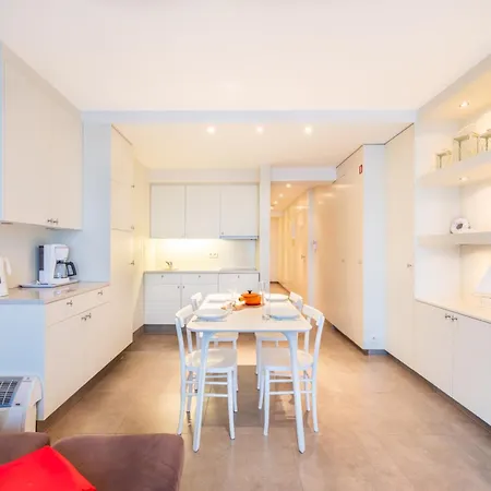 On The Coast With Access Appartamento Oostduinkerke